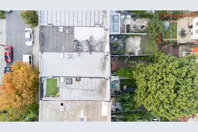 160 Diamond Street, Brooklyn, NY 11222 - Photo 32