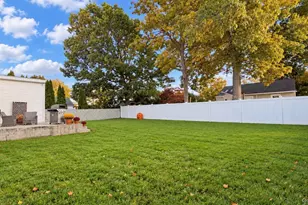 22 5th Ave, Farmingdale, NY 11735 - Photo 22