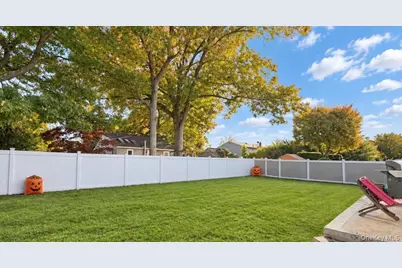 22 5th Avenue, Farmingdale, NY 11735 - Photo 20