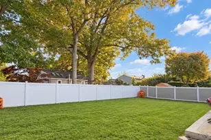 22 5th Ave, Farmingdale, NY 11735 - Photo 20