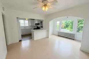 122 Greenvale Ave, Yonkers, NY 10703 - Photo 4
