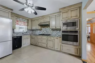 120-44 194th St, Saint Albans, NY 11412 - Photo 6