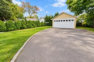 20 Munson Pl, East Rockaway, NY 11518 - Photo 12