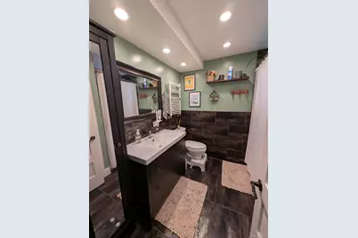 20 Sylvester Place, Lynbrook, NY 11563 - Photo 12