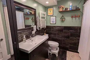 20 Sylvester Pl, Lynbrook, NY 11563 - Photo 12