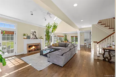 66 Woodlawn Avenue, East Moriches, NY 11940 - Photo 8