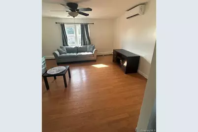 133 Marie Street, Lindenhurst, NY 11757 - Photo 4