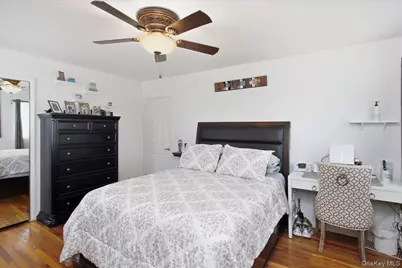 840 Carolyn Court, Seaford, NY 11783 - Photo 14
