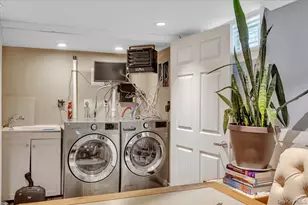 102-03 163rd Dr, Howard Beach, NY 11414 - Photo 18