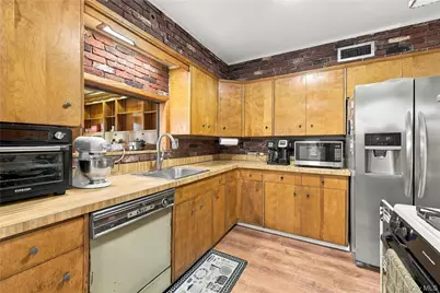 201 Hempstead Avenue, Malverne, NY 11565 - Photo 8