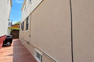78-08 64th Pl, Glendale, NY 11385 - Photo 30