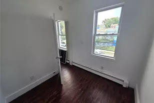127 W Parmenter St, Newburgh, NY 12550 - Photo 2