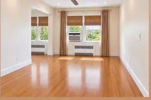 60-10 69th St, Maspeth, NY 11378 - Photo 10