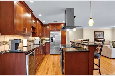 139 Birchwood Road, Coram, NY 11727 - Photo 4