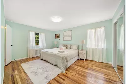 1980 Cameron Avenue, Merrick, NY 11566 - Photo 30