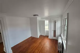 70 Rockaway Pkwy, Valley Stream, NY 11580 - Photo 10