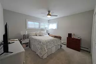 140 Springtime Ln W, Levittown, NY 11756 - Photo 14