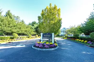 36 Providence Dr, Islip Terrace, NY 11752 - Photo 2