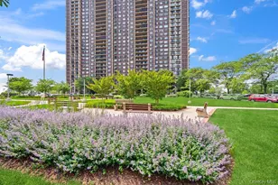 27010 Grand Central Parkway Pkwy, Floral Park, NY 11005 - Photo 2