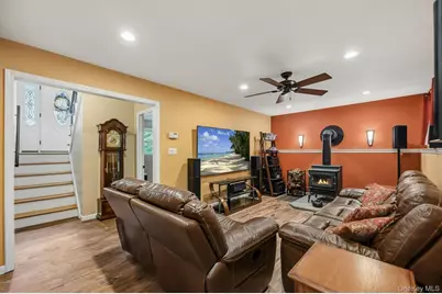 64 Forest Glen Road, Valley Cottage, NY 10989 - Photo 24