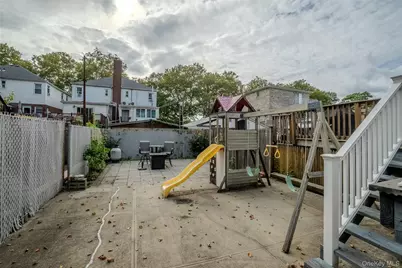 749 Vincent Avenue, Bronx, NY 10465 - Photo 12