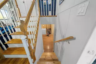 318 W 16th St, Deer Park, NY 11729 - Photo 6