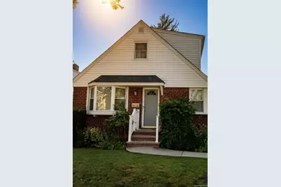 85-36 256th Street, Floral Park, NY 11001 - Photo 1