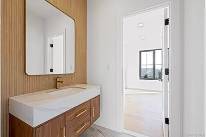 24 Midway Street, Babylon, NY 11702 - Photo 16