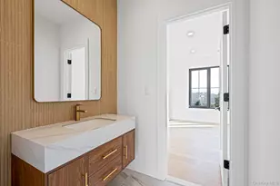 24 Midway St, Babylon, NY 11702 - Photo 16