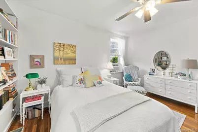 5621 Netherland Avenue #3D, Bronx, NY 10471 - Photo 6
