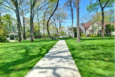 177 Canterbury Drive, Ridge, NY 11961 - Photo 30