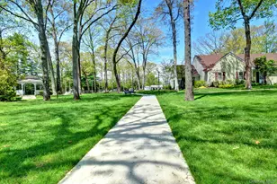 177 Canterbury Dr, Ridge, NY 11961 - Photo 30