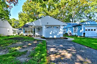 177 Canterbury Dr, Ridge, NY 11961 - Photo 4