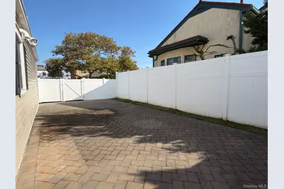 400 E Beech #Main, Long Beach, NY 11561 - Photo 22