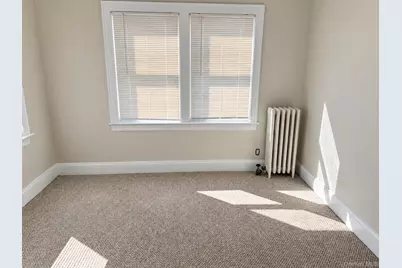 31 Willoughby Place #1, West Islip, NY 11795 - Photo 14