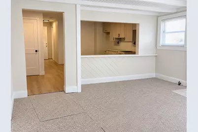 31 Willoughby Place #1, West Islip, NY 11795 - Photo 4