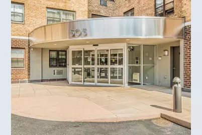 505 Central Avenue #305, White Plains, NY 10606 - Photo 2