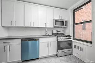 10-40 Neilson St, Far Rockaway, NY 11691 - Photo 12