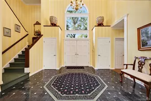 136 Cove Neck Rd, Oyster Bay, NY 11771 - Photo 2