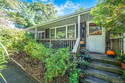 306 Jamaica Avenue, Medford, NY 11763 - Photo 1