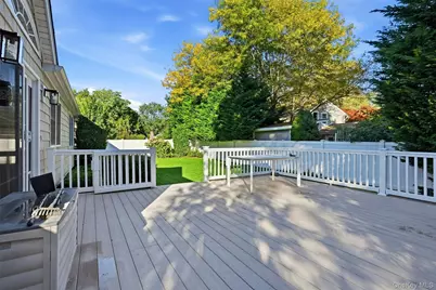 42 Marie Drive, Huntington, NY 11743 - Photo 28
