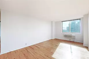 118-17 Union Tpke, Forest Hills, NY 11375 - Photo 20