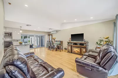 31 Lynwood Drive, Valley Stream, NY 11580 - Photo 6