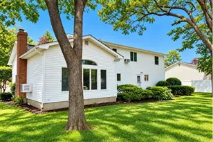 46 Stevenson Pl, Deer Park, NY 11729 - Photo 10