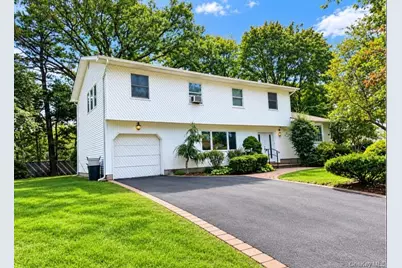 46 Stevenson Place, Deer Park, NY 11729 - Photo 1