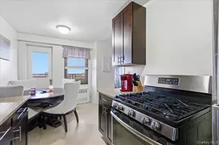 920 Metcalf Ave, Bronx, NY 10473 - Photo 6