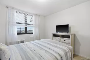 920 Metcalf Ave, Bronx, NY 10473 - Photo 8