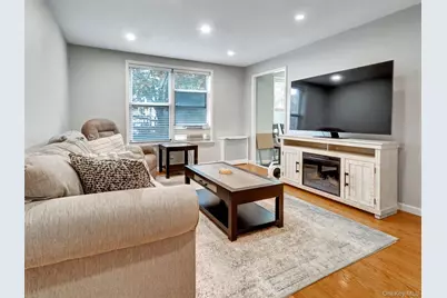 190 72nd Street #128, Brooklyn, NY 11209 - Photo 2