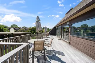 148 Southgate Cir, Massapequa Park, NY 11762 - Photo 32
