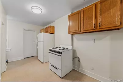 158 Willow Street #4B, Yonkers, NY 10701 - Photo 4